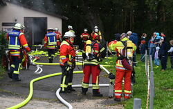 Vorbereitung zum Löschangriff beim Schützenhaus in Gomaringen.