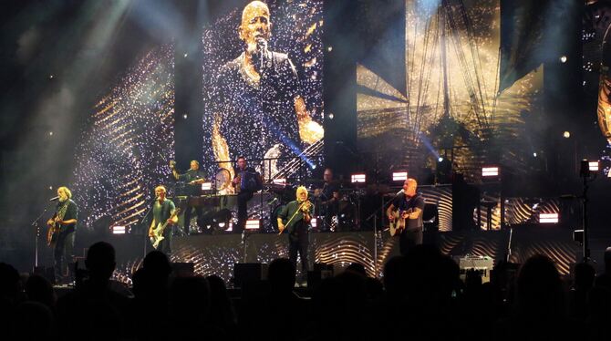 Santiano rockten die Porsche-Arena.