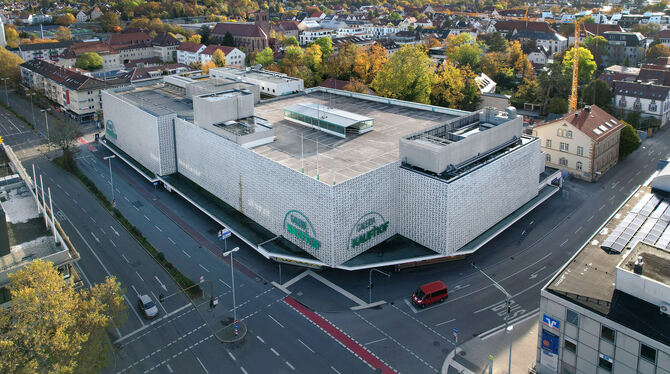 Teile des leerstehenden Galeria-Gebäudes werden pünktlich zum Weihnachtsgeschäft wieder eröffnet.