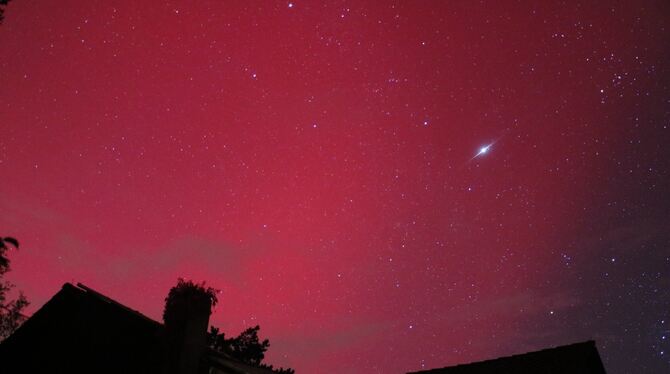 Bei sternenklarem Himmel, waren die Polarlichter über Genkingen zu sehen.