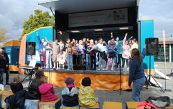 Begeisterte Kinder: Der SingBus war in Gönningen.  