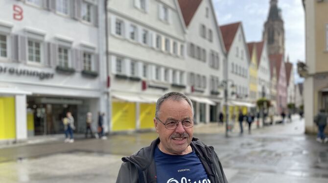 Für Horst Ezel könnte der Weihnachtsmarkt auf dem Marktplatz Reutlingen attraktiver machen.