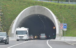 Das Nordportal des Reutlinger Scheibengipeltunnels.