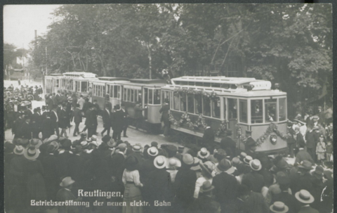 Ein Bild aus den erfolgreichen Frühzeiten der Bahn zwischen Eningen und Reutlingen: Betriebseröffnung der neuen elektrischen Bah