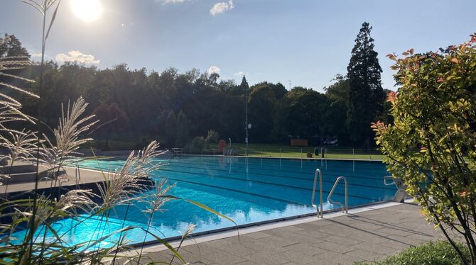 Das Pfullinger Schönbergbad  hat sich in die  Winterpause  verabschiedet.  FOTO: STADT