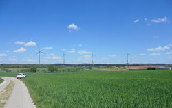 In Hengen entstehen vier Windräder. Diese Visualsierung zeigt den Blick Richtung Nordosten auf dem Weg vom Wasserhochbehälter zu