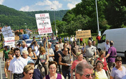 2010 gingen die Lichtensteiner für den Neubau des Albaufstiegs der B 312 auf die Straße. Heute befürchtet die Initiative, die da