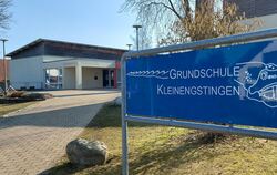 Die Grundschule in Kleinengstingen wird für die Ganztagsbetreuung eingerichtet.   FOTO: FISCHER