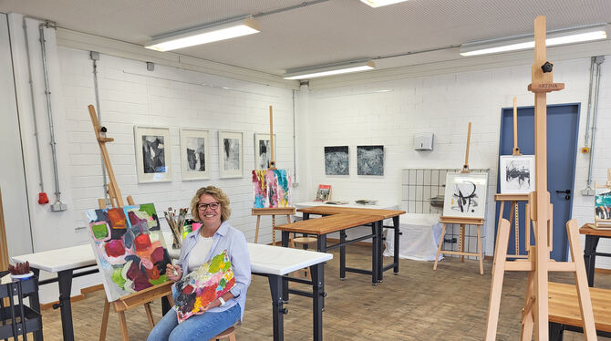 Susanne Ostertag hat in Auingen mit »AlbArt« ein offenes Atelier erschaffen.