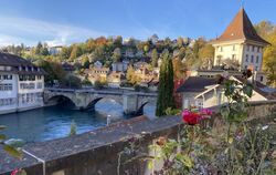 An schönen innerstädtischen Brücken über die Aare fehlt es nicht in Bern. FOTOS: OELKUCH