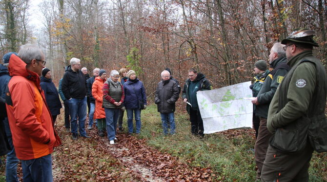 So sieht der Bad Uracher Stadtwald auf einer forstwirtschaftlichen Karte aus: Die Vertreter des Forstes gaben beim Waldumgang Ei