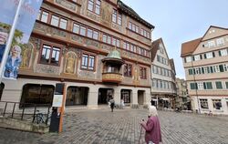 Die Idylle trügt: Hinter den historischen Rathausmauern in Tübingen rumort es.  Das alljährliche Ritual der Haushaltplanung gerä