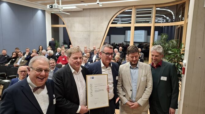 Feierten die Erfolgsgeschichte der Technologieförderung Reutlingen-Tübingen (von links): Reutlingens Oberbürgermeister Thomas Ke