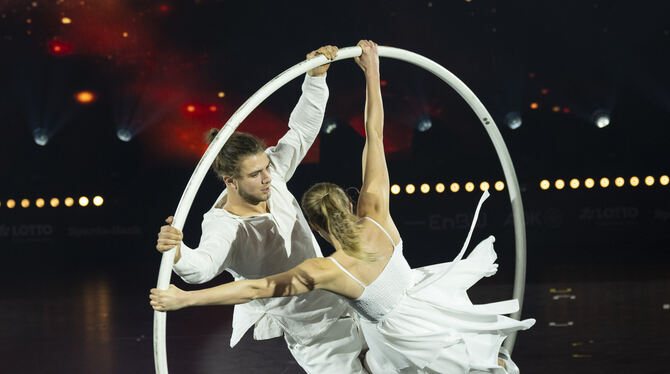 Stars der Turngala: Die Perfomance der Rings in Motion