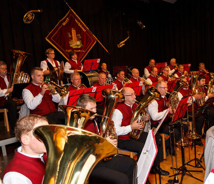 Der Augstberg-Express ging mit dem Publikum auf eine musikalische Tour.  FOTO: VEREIN 