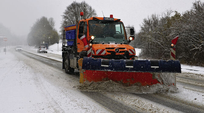 Die Straßenmeistereien des Landkreises Reutlingen sorgen im Winter für freie Straßen.