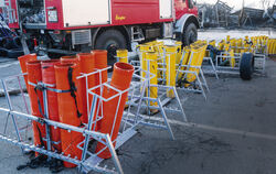 Aus diesen Röhren wurde das Feuerwerk abgefeuert. 