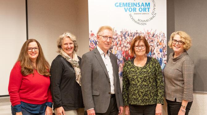 Sabine Lehmkühler (von links), Corinna Lorch, Uwe Altenmüller, Brigitte Koitka-Beck und Lucy Lichtenberger freuen sich auf Verst