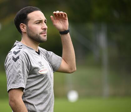 Unter seiner Regie holte der VfL Pfullingen nur zehn Punkte aus 16 Spielen: Trainer Yasin Yilmaz. 