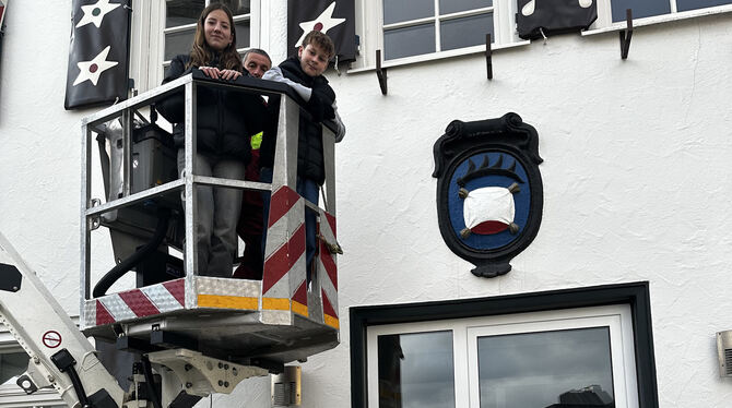 Das Rathaus wird zum Lebkuchenhaus.