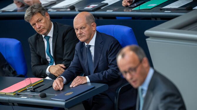 Olaf Scholz (SPD) und Friedrich Merz (CDU) sind in den letzten Tagen schwer aneinandergeraten. Alles nur Wahlkampfgedöns oder do