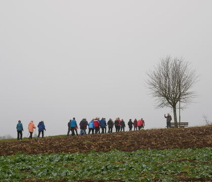 Beim Jubiläumswalking zum 25-jährigen Bestehen des Treffs rund um Hengen war das Wetter eher bescheiden. Macht nichts – gewalkt 