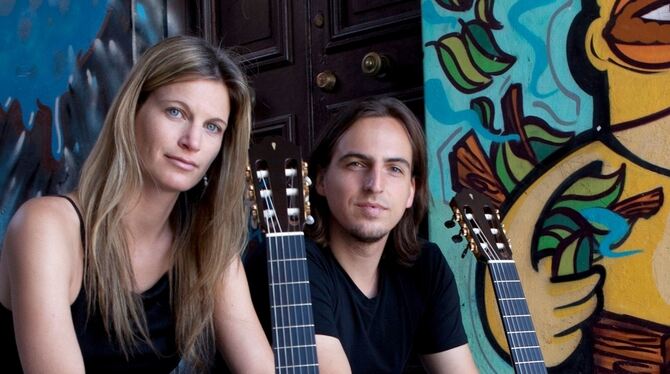 Das Gitarrendou Katrin Klingeberg und Sebastián Montes kommt in den Pappelgarten.