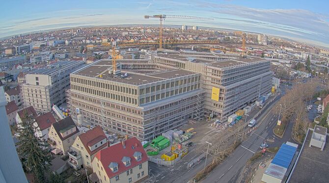 Die Luftaufnahme zeigt, wie weit der Neubau des Landratsamts schon fortgeschritten ist.  FOTOS (2): GEORG REISCH GMBH & CO. KG