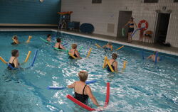 Aqua-Gymanstik des TSV wurde ersatzlos gestrichen, auch Schwimmkurse für Kinder können nicht mehr angeboten werden.