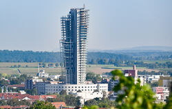 Der Schwabenland-Tower bleibt eine Dauerbaustelle.  FOTO: WEISSBROD/DPA 