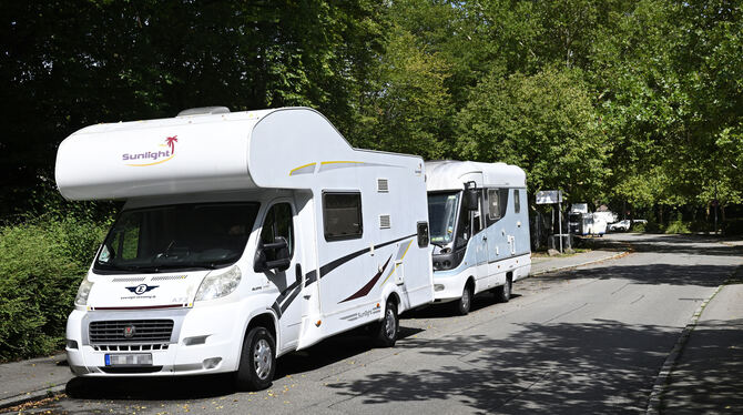 Ein Trio soll etliche teils fabrikneue Wohnmobile geknackt und gestohlen haben. Derzeit müssen sich die drei vorm Tübinger Landg