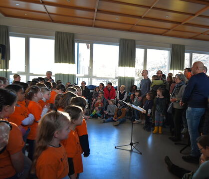 Viele Mähringer trafen sich am Sonntagnachmittag im Gemeindehaus. FOTO: SCHERTLIN