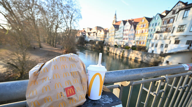 McDonald's hat mit seiner Verfassungsklage gegen die Tübinger Verpackungssteuer vor dem Karlsruher Gericht verloren.