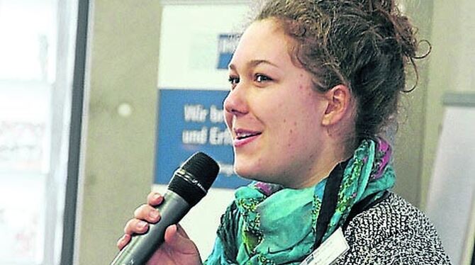 Hannah Weis stellte beim Elterncafé den Beruf der Erzieherin vor. FOTO: PR