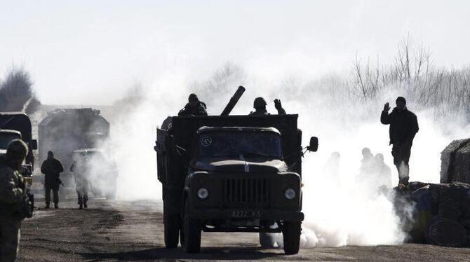 Abzug aus Debalzewo: Die ukrainische Armee gibt sich geschlagen. Foto: Anastasia Vlasova