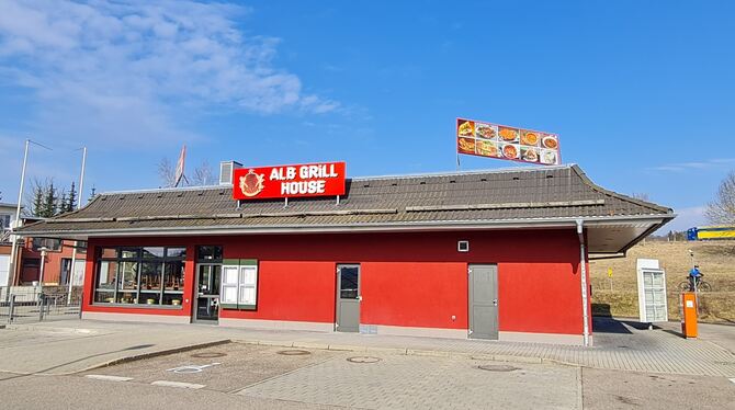Alb Grill House Das goldene M ist einem neuen Schild gewichen: Aus McDonald's wird das »Alb Grill House«.