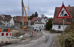 Marode Froschgasse mit Wohnhaus-Baustelle. FOTO: MEYER