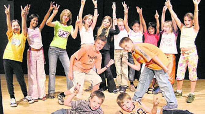 Die Jungs und Mädchen des Sommertheatercamps der Theatergalerie gaben eine klasse Abschlussvorstellung.
FOTO: SANDER