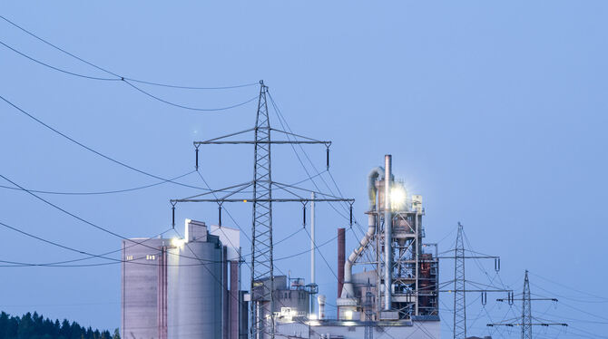 Um die stromintensiven Branchen zu entlasten, soll es unter Schwarz-Rot künftig einen Industriestrompreis geben. FOTO: STEIN/DP Um die stromintensiven Branchen zu entlasten, soll es unter Schwarz-Rot künftig einen Industriestrompreis geben. FOTO: STEIN/DP