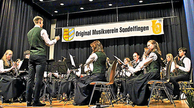 Jahreskonzert 2025 Original Musikverein Sondelfingen Der Original Musikverein Sondelfingen hat seine Fans und dürfte bein Konzert weitere hinzugewonnen haben.