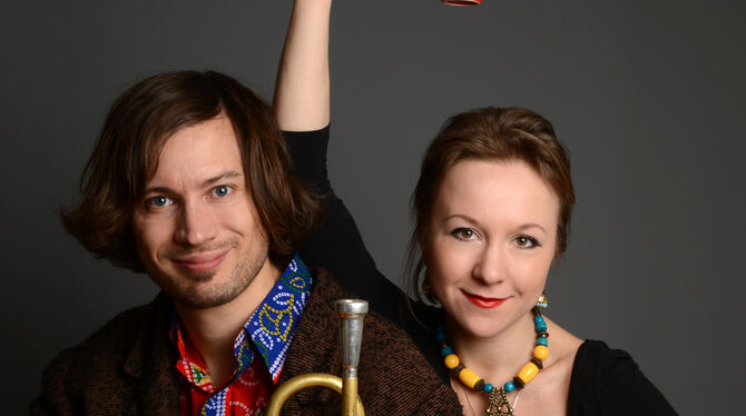 Die ukrainische Jazzvokalistin Tamara Lukasheva und Blechbläser Matthias Schriefl spielen am Mittwoch im Pappelgarten.