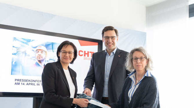 Chemie Die Geschäftsführung der CHT (von links): Eva Baumann, Christian Rink und Lorenza Sartorelli.