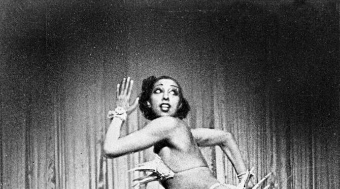 Tanzstar der 1920er- und 1930er-Jahre: Josephine Baker. FOTO: DPA Tanzstar der 1920er- und 1930er-Jahre: Josephine Baker. FOTO: DPA