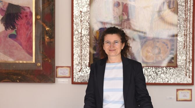 Zwischennutzung; Anna Lischkovskij; G91; Galerie; Reutlingen; Gerberviertel; Baudenkmal Anna Litschkovskij stellt ihre Räume in der Unteren Gerberstraße 14 in Reutlingen den Tübinger G-91-Künstlern zur Verfügung.