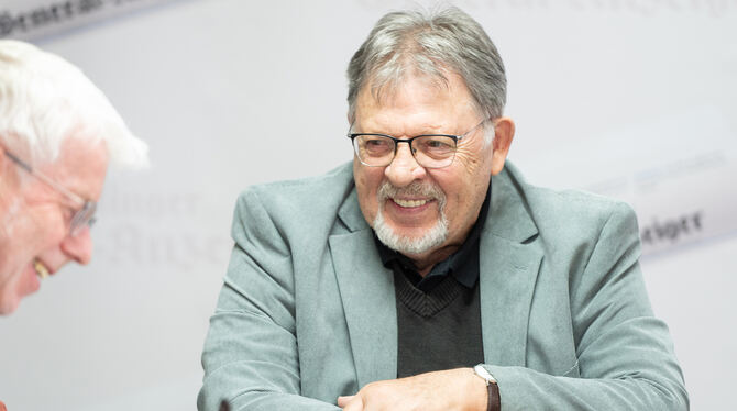 Fußball Max Pleikies, der kürzlich seinen 80. Geburtstag feierte, im Gespräch mit GEA-Sportchef Manfred Kretschmer.