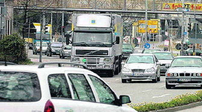 Dicke Luft in der Lederstraße. GEA-FOTO: PACHER