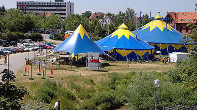 Wasser, Grün und freie Flächen für Open-Air-Veranstaltungen, das wollen viele Aktive und Organisatoren der Reutlinger Kulturszene auf dem Gelände der ehemaligen Bruderhaus-Werkstätten erhalten, das sich schon vielfach dafür empfohlen hat.
GEA-FOTO: PACHER