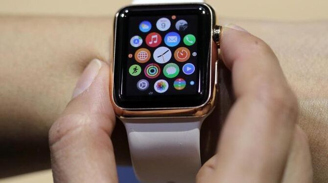 Die Apple Watch in einem ersten Test. Foto: Kay Nietfeld