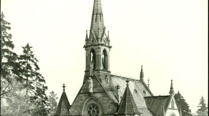 Von der Rommelsbacher Straße aus wurde dieses Bild der Katharinenkirche etwa 1960 aufgenommen.  FOTO: STADTARCHIV