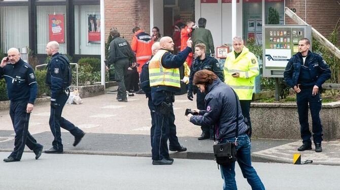 Bei dem Überfall sind drei Bankangestellte verletzt worden. Foto: Christian Mathiesen